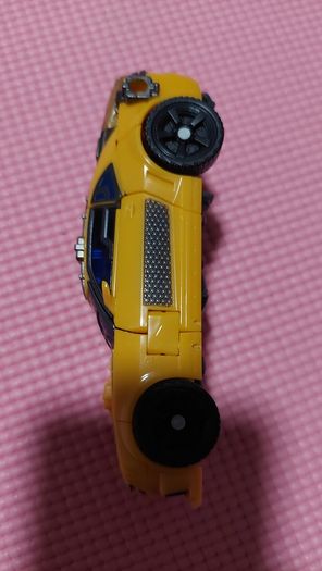 Transformer / toy / bumblebee