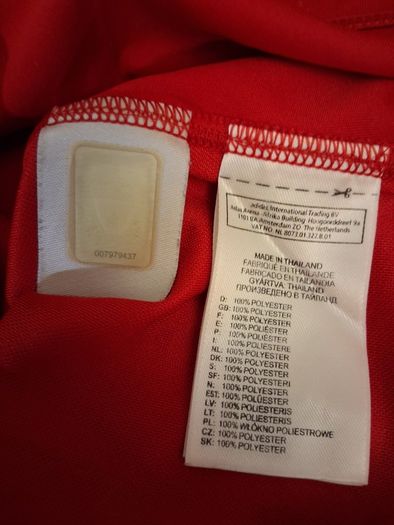 Liverpool Jersey. Official Adidas Liverpool FC Mens Home Jersey.  Season 2010-2012. Torres Name And Number.Authentic Original. Not A Modern Day Remake.