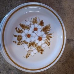 Plates (set of 8)