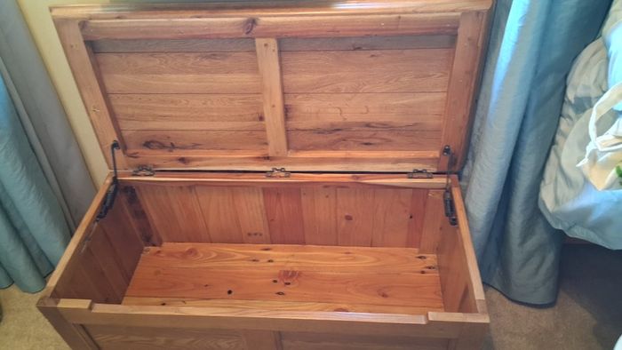 Large Blanket Box