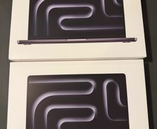 MacBook Pro 14-inch 24/1TB (M5 Pro IRISH STOCK)Brand New Sealed 1 year Apple warranty Silver/Black RECEIPT