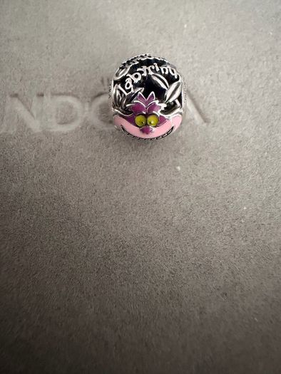 Pandora Disney Cheshire Cat charm