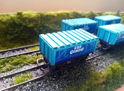 Model Railway  Irish Cement Wagons