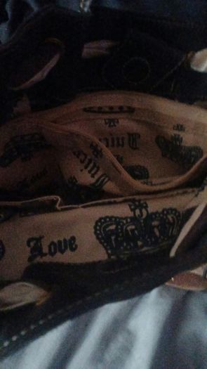 Original Juicy Couture handbag, D18 post 8e