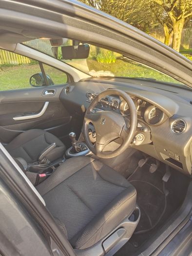 2010 Peugeout 308 Millesim 200 with 1.4 VTI petrol 98HP