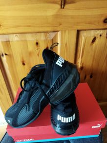 New uk7 puma trainers