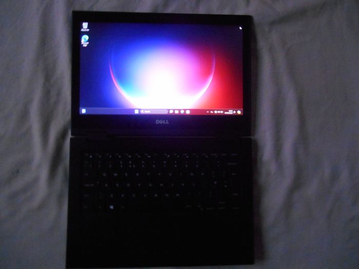 Dell  Latitude 2 in 1 3390 Touchscreen