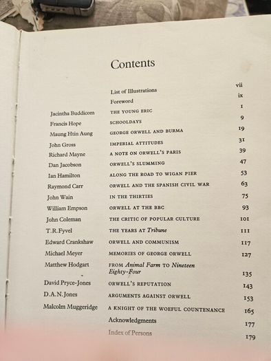 The World Of George Orwell. Edited By Miriam Gross. First Edition Large Volume Hardback With Dustjacket In Fair Condition. See Photos For Same.
