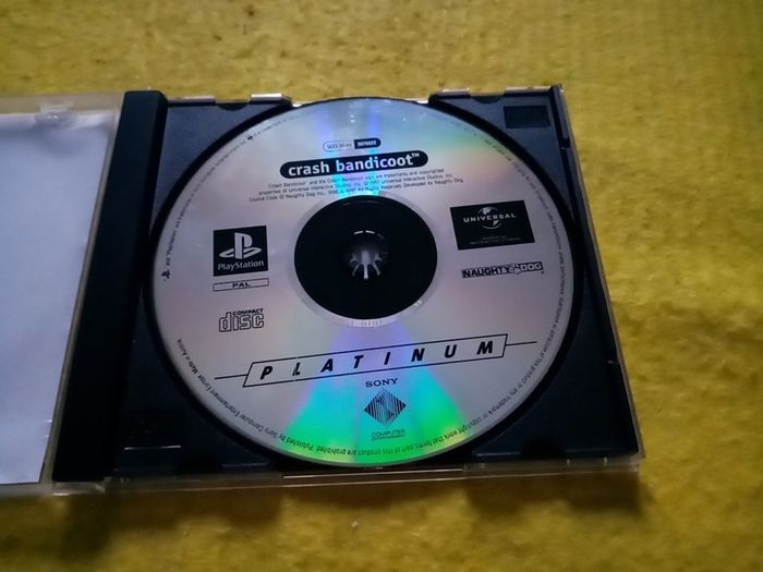 Crash Bandicoot PlayStation 1 Ps1 PlayStation 2 ps2 games Original Pal version