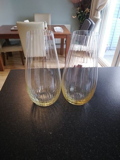 vases
