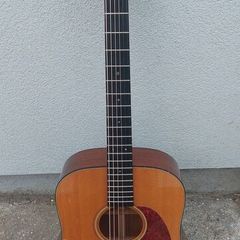 Martin D18v Vintage Series With Original Martin Hard Case.
