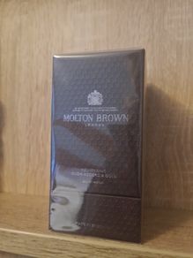 Molton Brown Mesmerising Oudh Accord & Gold  100ml