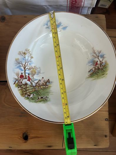Arklow Pottery Tally Ho pattern plates /bowls