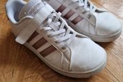 shoes for girl size 2,5 UK