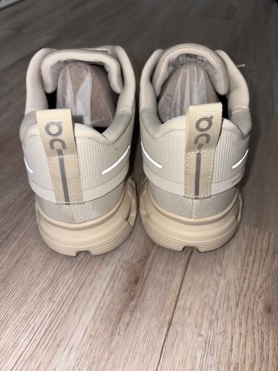 On cloud 6 waterproof mens trainers UK9 EU43 Brand new