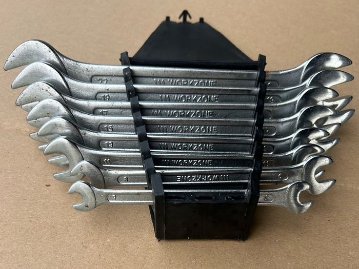 NEW 8 piece open ended spanner set & precision tools, Allen keys, pliers