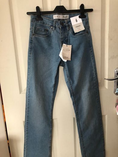 Women's Straight Mid Rise Denim Jeans