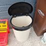 cream kitchen bin Image 3