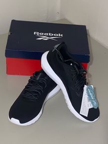 Reebox black runners (size 8.5)