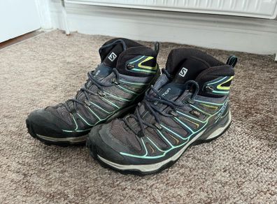 Salomon Hiking Boots (UK 6.5)