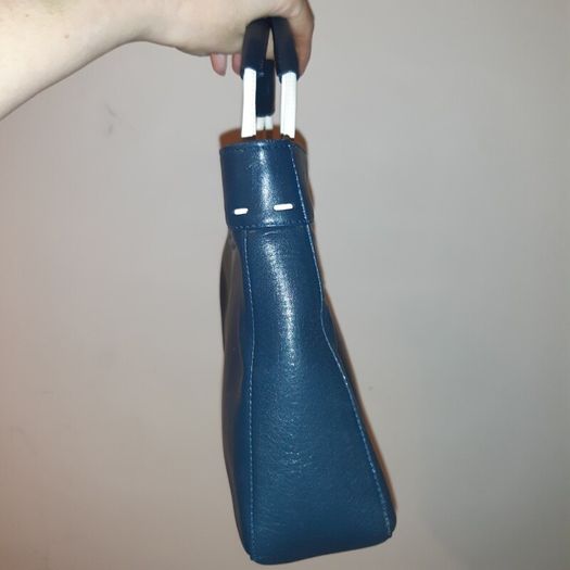 Tula handbag navy cream details