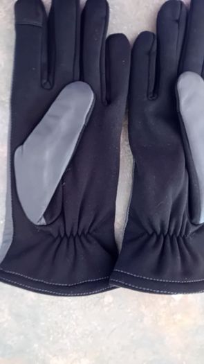 Ladies leather gloves size large