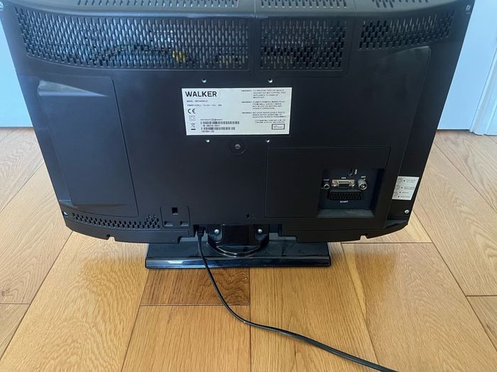 Walker "22" TV with integrated DVD player