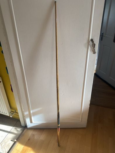2 piece snooker cue with case