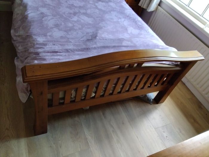 Bedroom suite