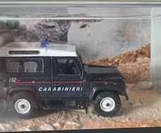 James Bond 007 - Land Rover Defender