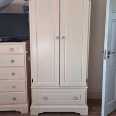 Bedroom furniture