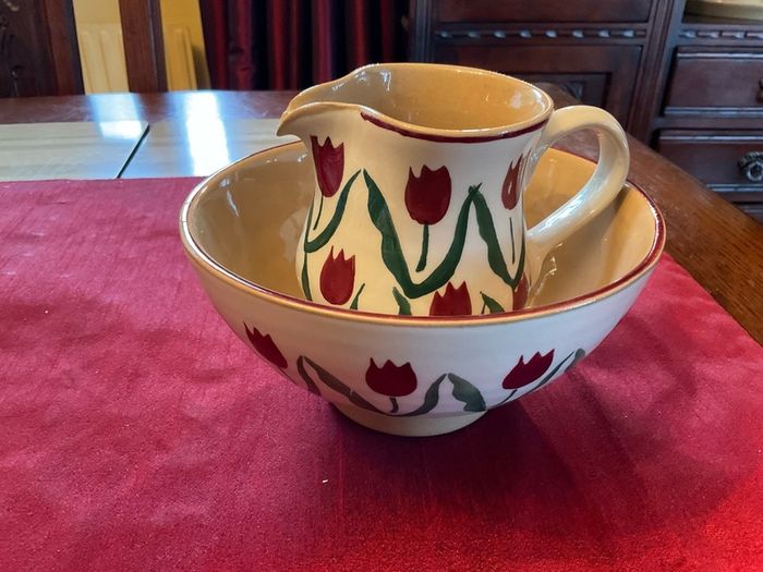 Nicholas Mosse Red lawn set of two , 4 inch jug and a 6 inch diameter bowl . Both have blemishes but perfect for  display