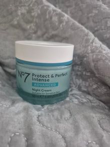 no7 protect and perfect moisturiser new
