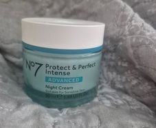 no7 protect and perfect moisturiser new