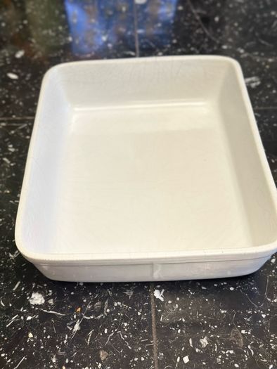 Roasting dish