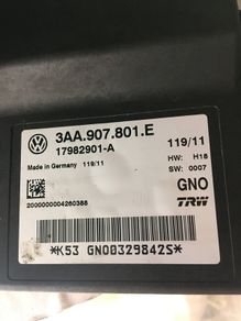 VW Passat B6 B7 Electronic Parking Brake Module ECU 3AA907801E