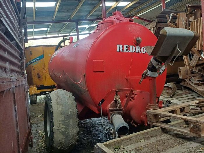 RedRock 2000 gallon tanker  forsale