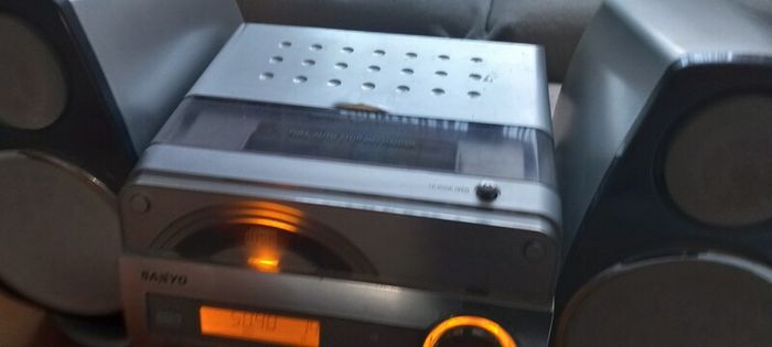 3 in one Sanyo sterio