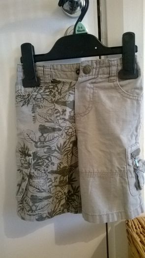 little roche shorts