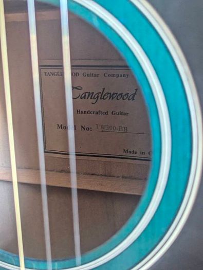 Tanglewood TW300-BB Acosutic Guitar