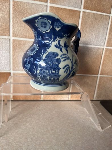 Chinese Wall plate & Victoria water jug