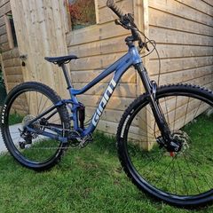 Giant Stance mountain bike