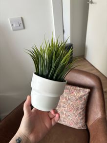 Artificial plant and pot
