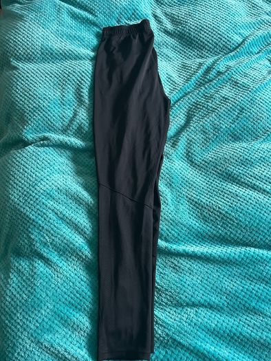 Under Armour Black Tracksuit Pants Size Small  Very Good Condition
