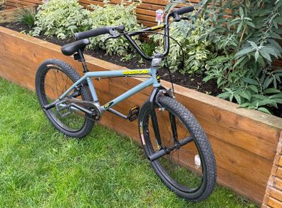 24" Stay Strong Major BMX Bike