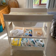 Changing table