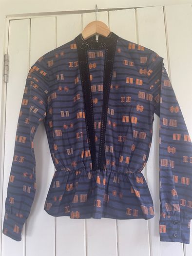 blouse