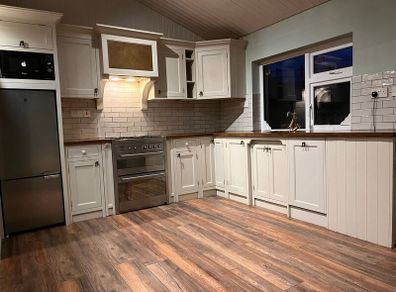 Bespoke cottage kitchen
