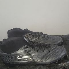 Size UK 12 Mens Skechers Football Boots