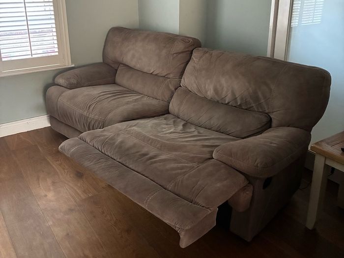 EZ Living Isabelle 3 & 2 Seater Recliner